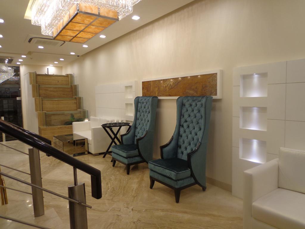 Hotel Taj Princess - Boutique Hotel Delhi Zewnętrze zdjęcie