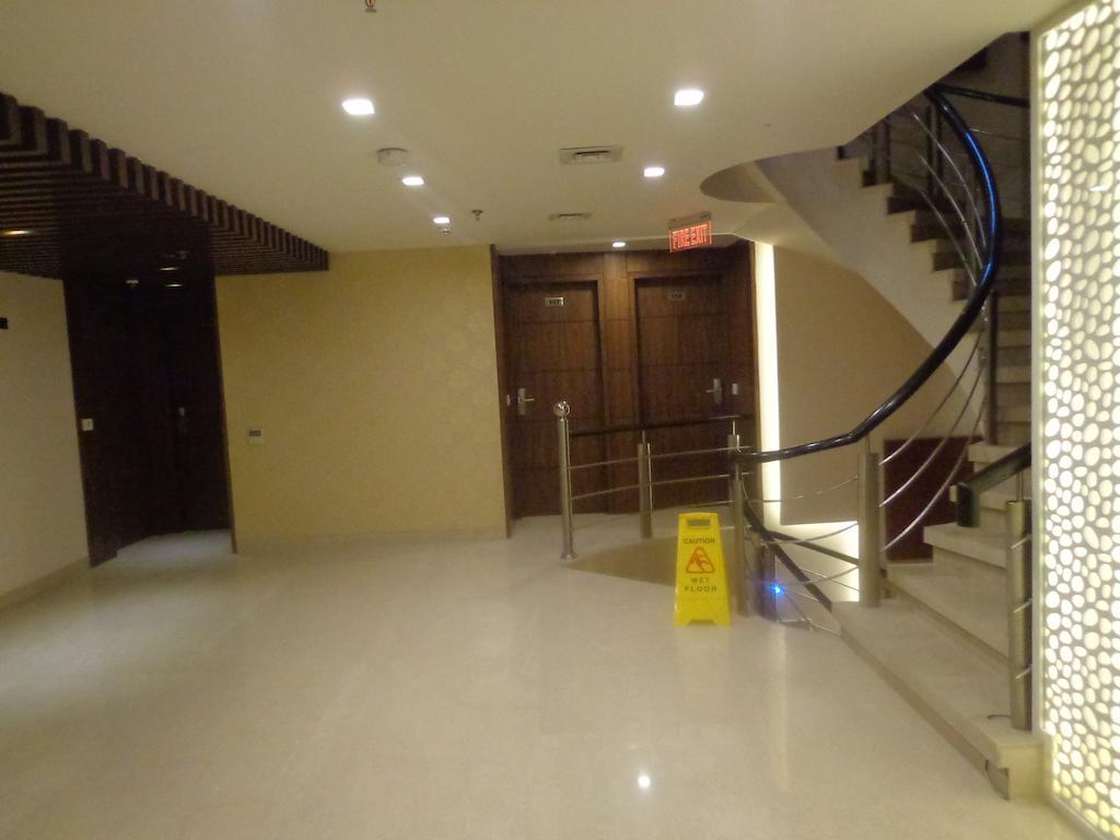 Hotel Taj Princess - Boutique Hotel Delhi Zewnętrze zdjęcie