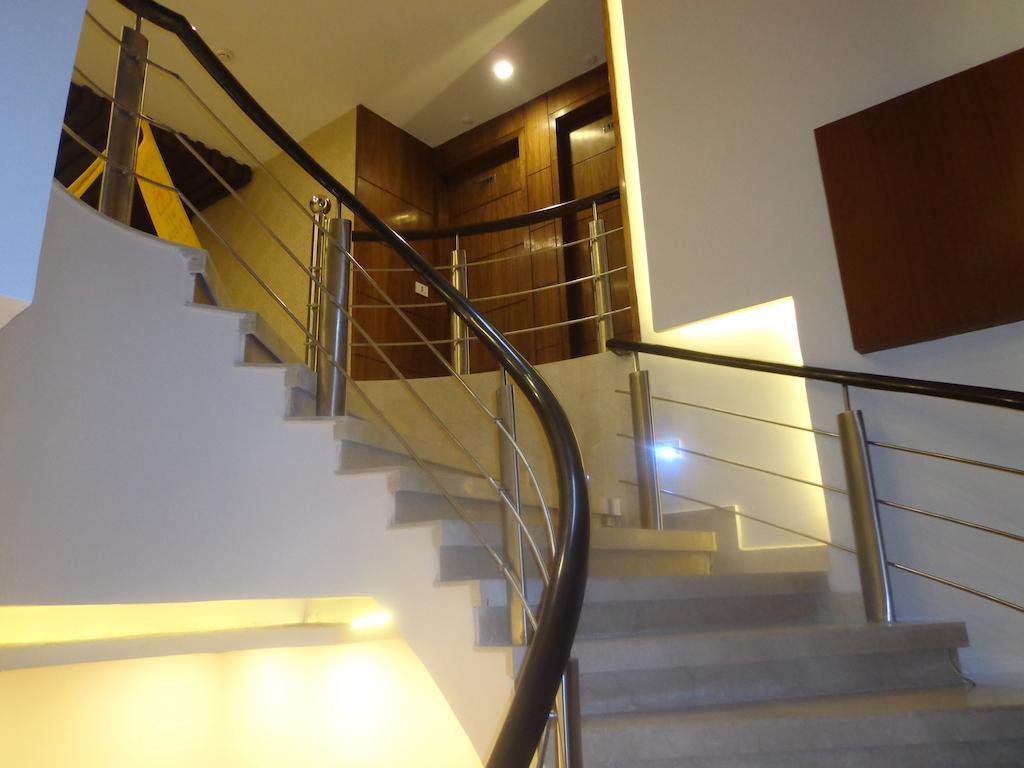 Hotel Taj Princess - Boutique Hotel Delhi Zewnętrze zdjęcie