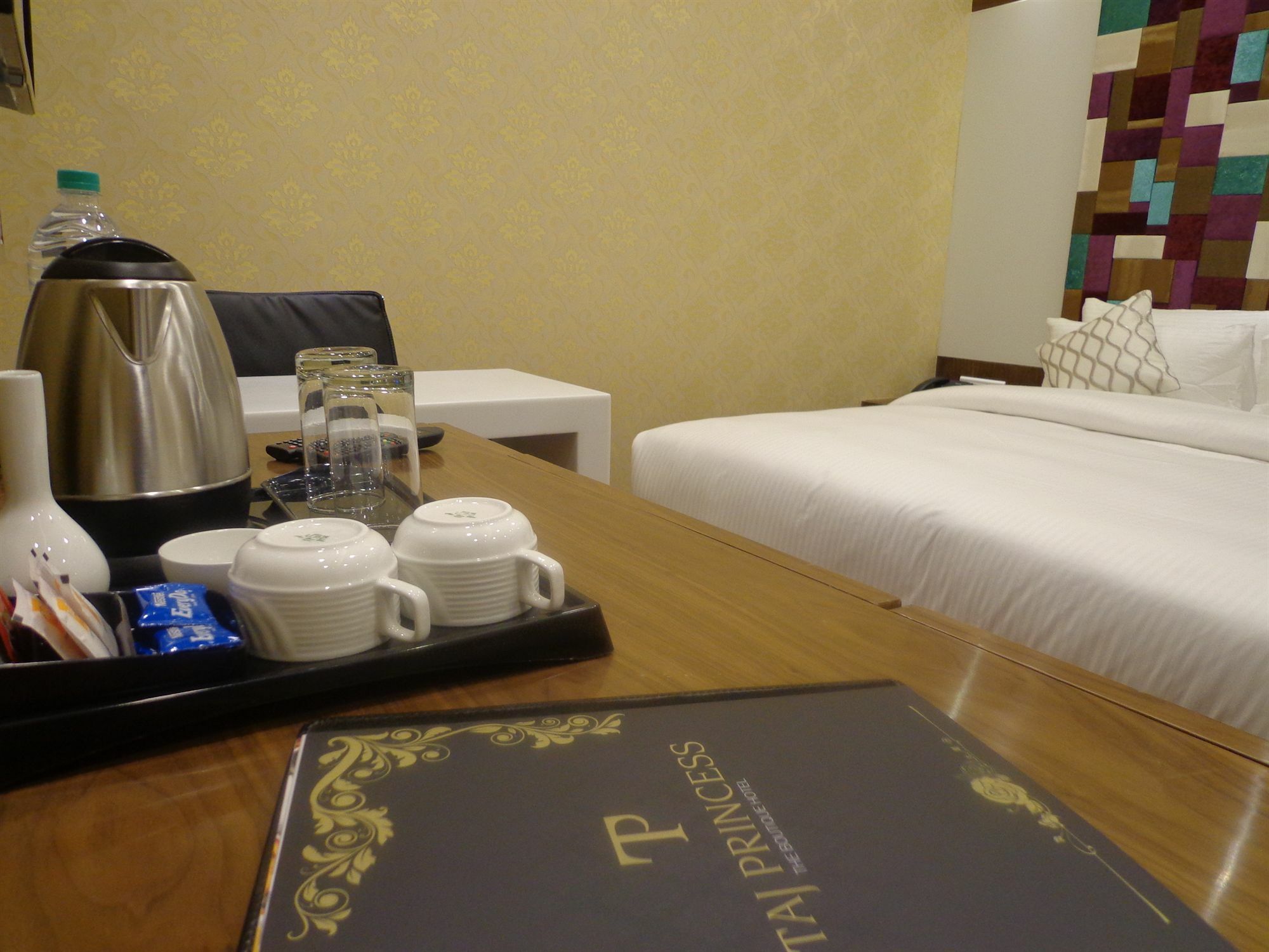 Hotel Taj Princess - Boutique Hotel Delhi Zewnętrze zdjęcie