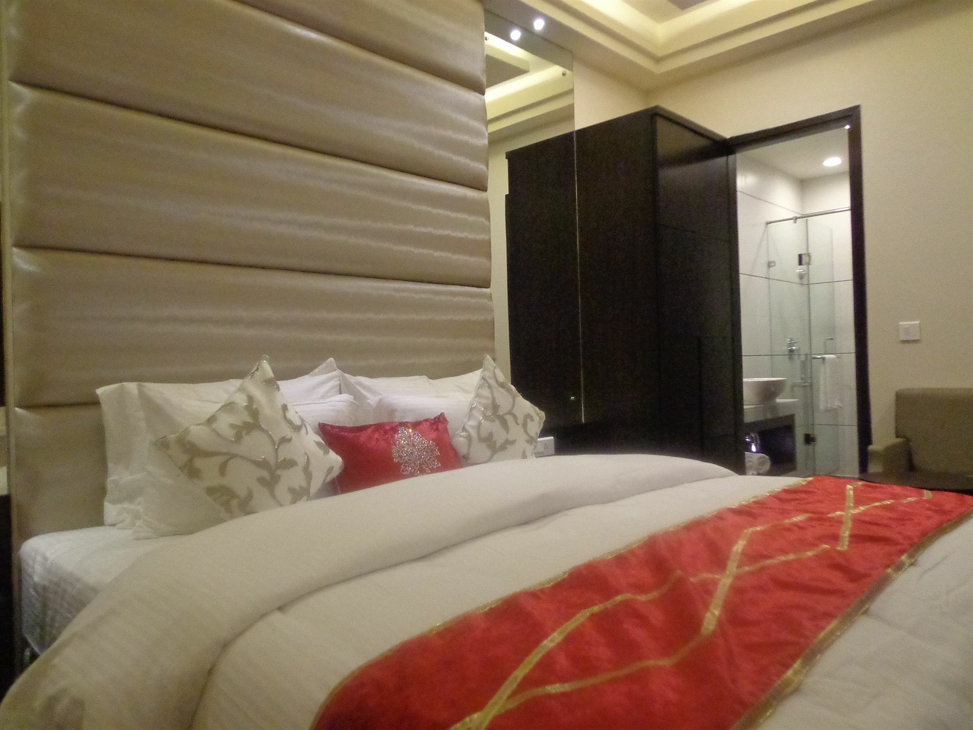 Hotel Taj Princess - Boutique Hotel Delhi Zewnętrze zdjęcie